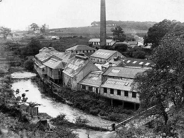 Dawsholm paper mill in Maryhill Glasgow by the River Kelvin June 1934