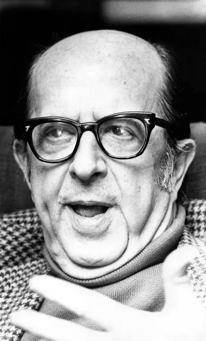 Framed Print : DAY TWO MIRROR PICTURES UNSEEN TEESSIDE Actor Phil Silvers Framed Print : DAY TWO MIRROR PICTURES UNSEEN TEESSIDE Actor Phil Silvers