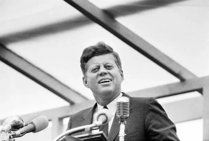 Framed Print : Four day visit of American President John F Kennedy to Ireland in late June 1963 Framed Print : Four day visit of American President John F Kennedy to Ireland in late June 1963