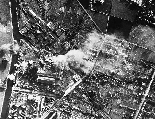 Daylight attack by bombers of the RAF on the town of Comines