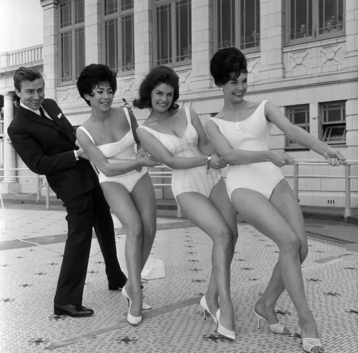 Framed Print : Delyse Humpries (22), a typist from Sheffield won the 5th heat of the Blackpool bathing Framed Print : Delyse Humpries (22), a typist from Sheffield won the 5th heat of the Blackpool bathing