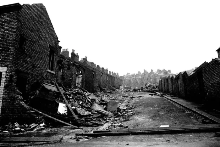Framed Print : Demolition of the old terraced houses in and around Scotswood Road area of Elswick in Framed Print : Demolition of the old terraced houses in and around Scotswood Road area of Elswick in