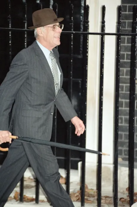Framed Print : Denis Thatcher at 10 Downing Street amid the Conservative Party leadership battle