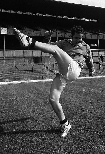 Derby County captain Dave Mackay during training exercises September 1969