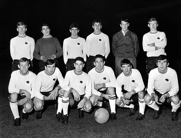 Derby County football club team. Back row left to right, Alan Durban, Les Green