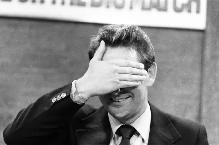 Framed Print : Derby County manager Brian Clough seen here in rehearsals as a football pundit on the ITV Framed Print : Derby County manager Brian Clough seen here in rehearsals as a football pundit on the ITV