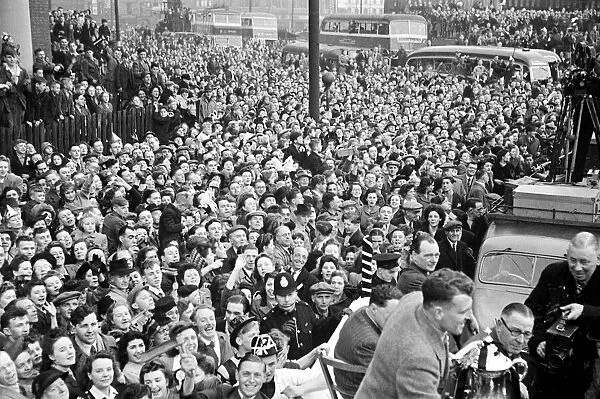 The Derby County team return home with the FA Cup trophy following their victory over