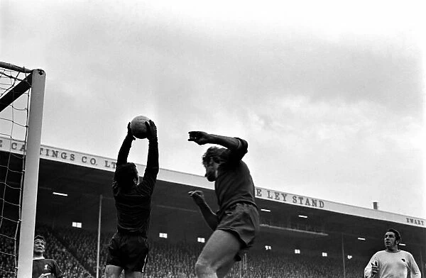 Derby v. Liverpool. Green and Roger Hunt. November 1969 Z10619-015