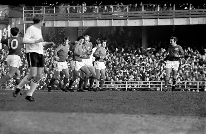 Framed Print : Derby v. Nottingham Forest. Valleyham fanss 1st goal scored by No Framed Print : Derby v. Nottingham Forest. Valleyham fanss 1st goal scored by No
