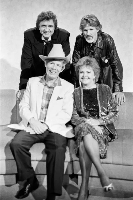 Framed Print : Derek Jameson, Johnny Cash, Kris Kristofferson and Billie Jo Spears appear on the Wogan