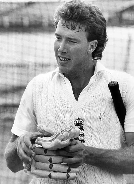 Derek Pringle England Cricket. August 1984 P007350