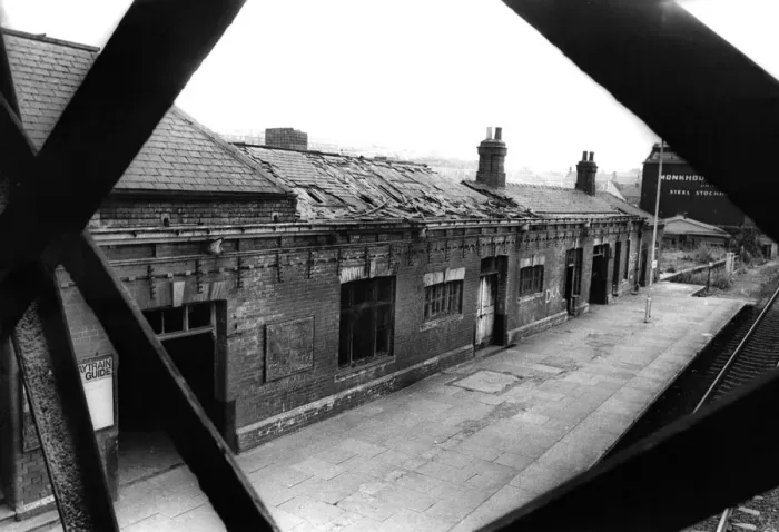Framed Print : The derelict and vandalised Blaydon Railway Station on 10th July 1977 Framed Print : The derelict and vandalised Blaydon Railway Station on 10th July 1977