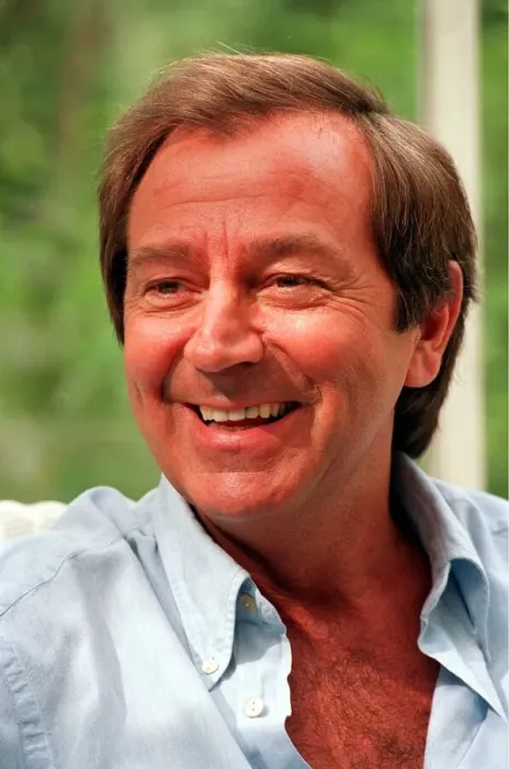 Framed Print : DES O CONNOR 1992