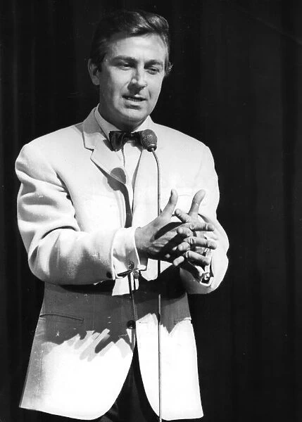 Des O Connor singing at Royal Variety show - May 1968