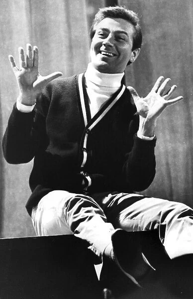 Des O Connor smiling during theatre rehearsals - November 1966
