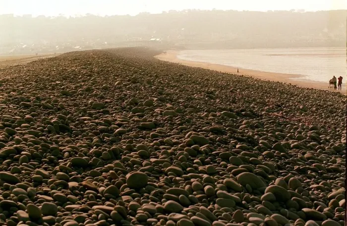 Framed Print : Devon Sea Defences Sea Break Bideford