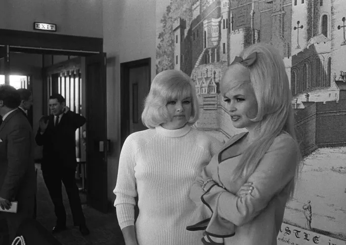 Framed Print : Diana Dors May 1967 actress with Jayne Mansfield In a Leeds Hotel Framed Print : Diana Dors May 1967 actress with Jayne Mansfield In a Leeds Hotel