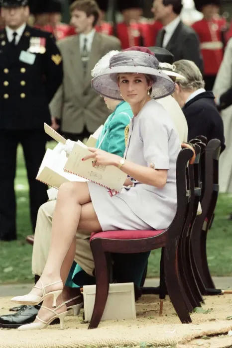 Framed Print : Diana, Princess of Wales attends the unveiling of the Canadian War Memorial in Green Park