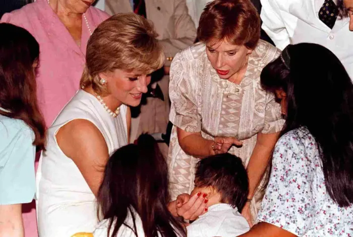 Framed Print : Diana, Princess of Wales on her four day visit to Argentina in her role as goodwill