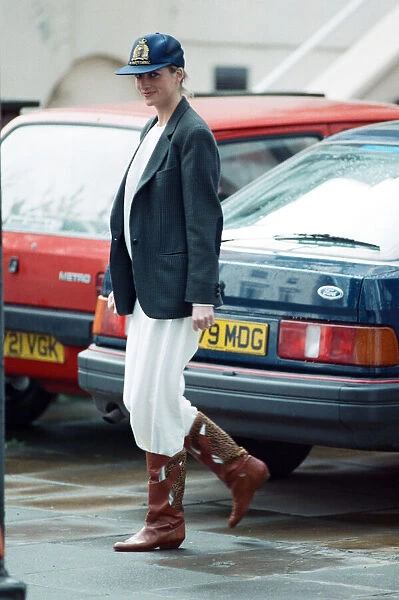 Diana, Princess of Wales takes Prince Harry to school following the Easter holidays