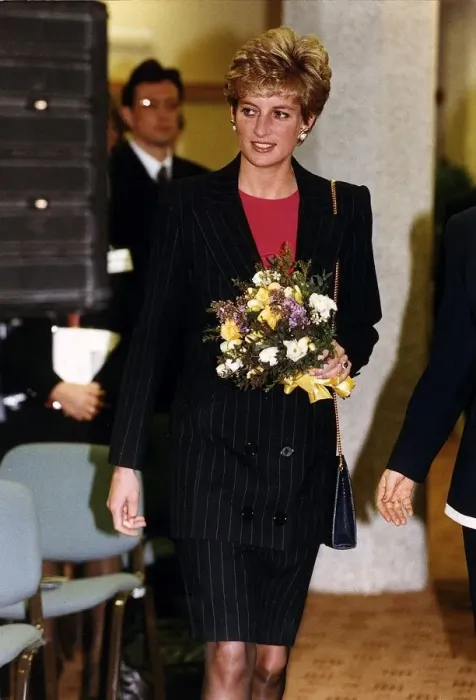 Framed Print : Diana, Princess of Wales today came face to face with a woman driven to killing her