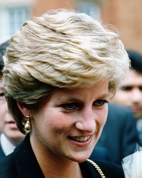 Diana, Princess of Wales during a visit to Fawsley House in Rugby. 23rd May 1993