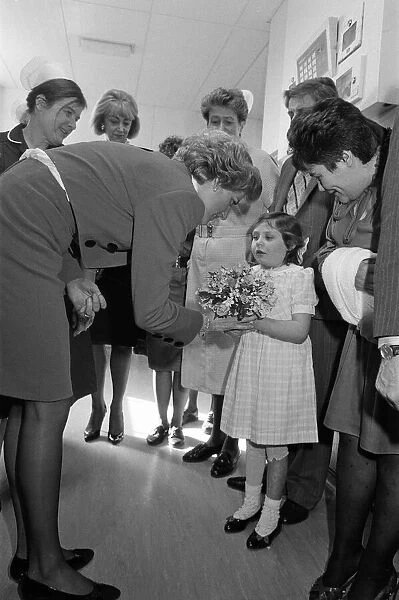 Diana, Princess of Wales visits Birmingham Accident Hospital. 8th March 1990