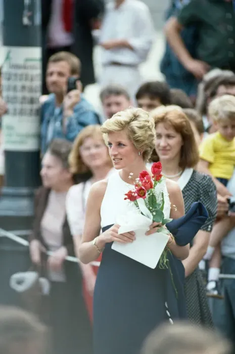 Framed Print : Diana, Princess of Wales visits Hungary. May 1990