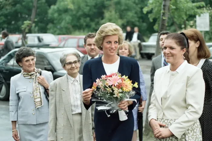 Framed Print : Diana, Princess of Wales visits Hungary. May 1990