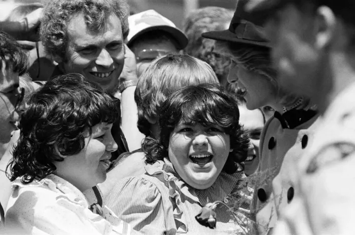 Framed Print : Diana, Princess of Wales visits Prince Edward Island, Canada. June 1983 Framed Print : Diana, Princess of Wales visits Prince Edward Island, Canada. June 1983
