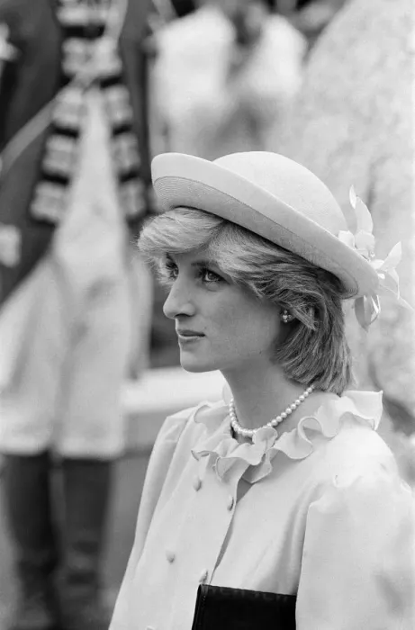 Framed Print : Diana, Princess of Wales visits Saint John and Rothesay, Canada. June 1983 Framed Print : Diana, Princess of Wales visits Saint John and Rothesay, Canada. June 1983