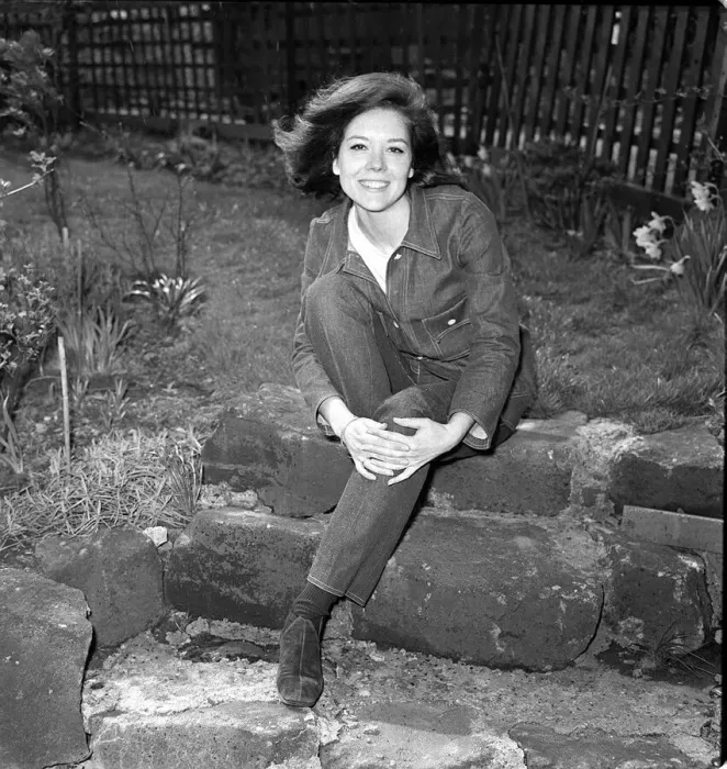 Framed Print : Diana Rigg actress Apr 1965 in her garden Framed Print : Diana Rigg actress Apr 1965 in her garden