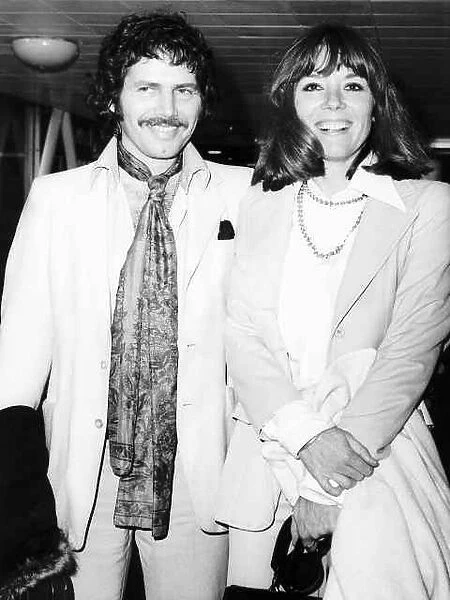 Diana Rigg - July 1973 With painter Menachen Gueffen who she recently