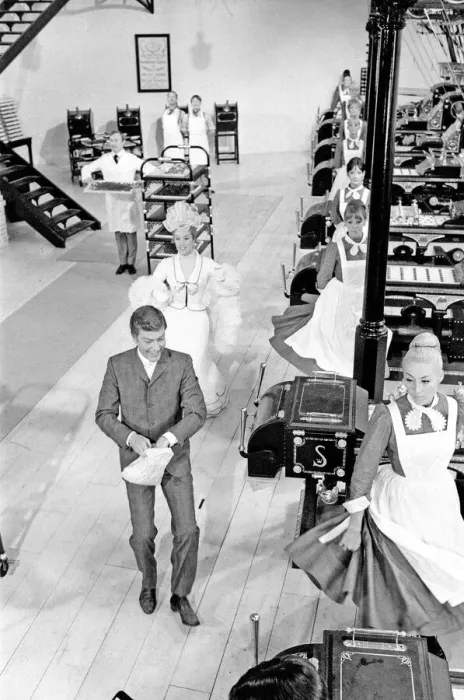Framed Print : Dick Van Dyke and Sally Ann Howes (behind) filming a scene for Chitty Chitty Bang Bang
