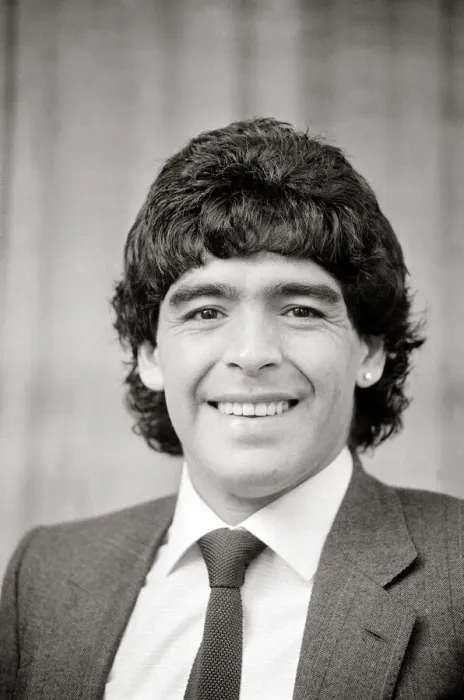 Framed Print : Diego Maradona - Football Player - May 1986 suit and tie Framed Print : Diego Maradona - Football Player - May 1986 suit and tie