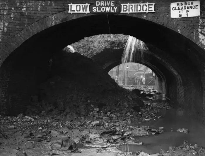 Framed Print : A direct hit on the Birmingham to Worcester canal at the Bournville canal tunnel Framed Print : A direct hit on the Birmingham to Worcester canal at the Bournville canal tunnel