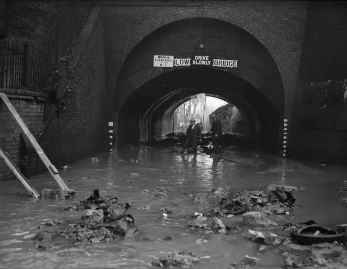 Framed Print : A direct hit on the Birmingham to Worcester canal at the Bournville canal tunnel Framed Print : A direct hit on the Birmingham to Worcester canal at the Bournville canal tunnel