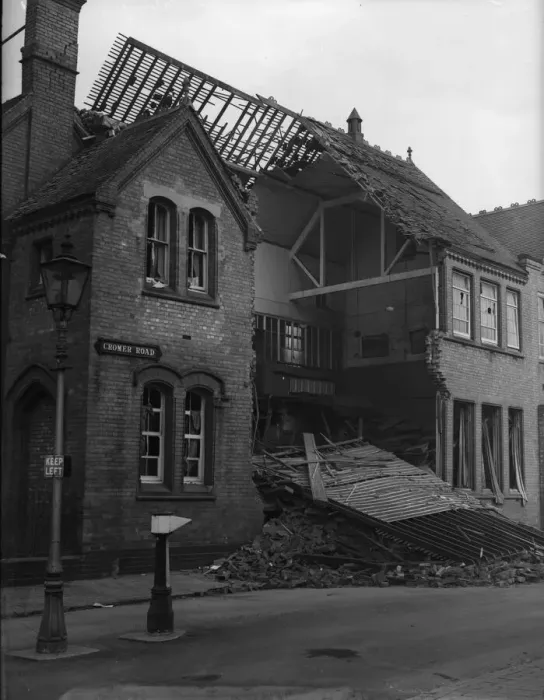 Framed Print : A direct hit on a house in Cromer Road, Balsall Heath, Birmingham following an air raid Framed Print : A direct hit on a house in Cromer Road, Balsall Heath, Birmingham following an air raid
