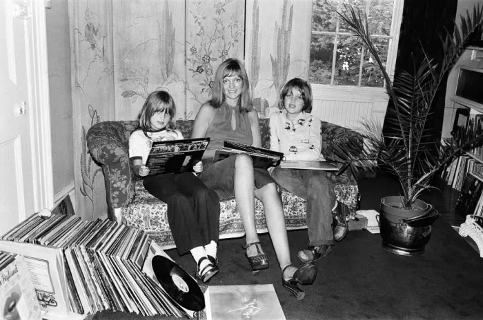 Framed Print : Disc Jockey Annie Nightingale with her children Lucy, 7, and Alexander, 12