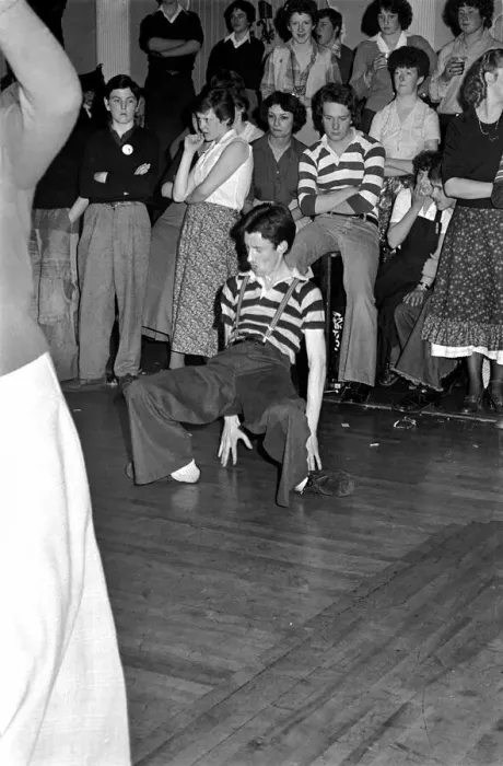 Framed Print : Disco Dancing at the Winter Gardens, Cleethorpes, Lincs. April 1978 78-1835-004 Framed Print : Disco Dancing at the Winter Gardens, Cleethorpes, Lincs. April 1978 78-1835-004