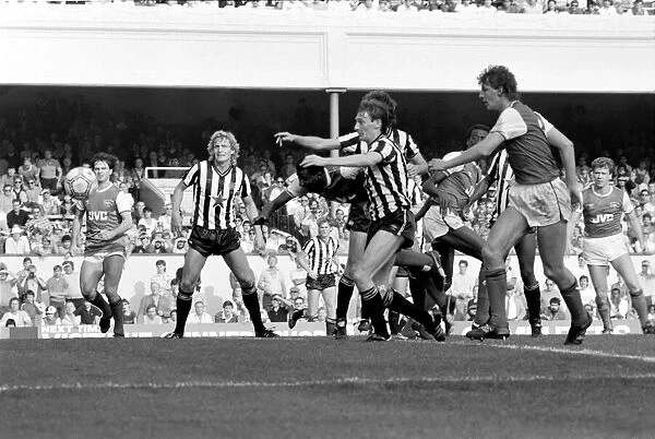Division 1 football. Arsenal 0 v. Newcastle 0. September 1985 LF15-22-001