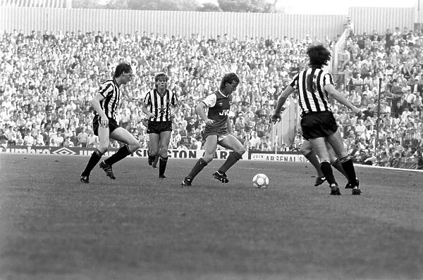 Division 1 football. Arsenal 0 v. Newcastle 0. September 1985 LF15-22-004