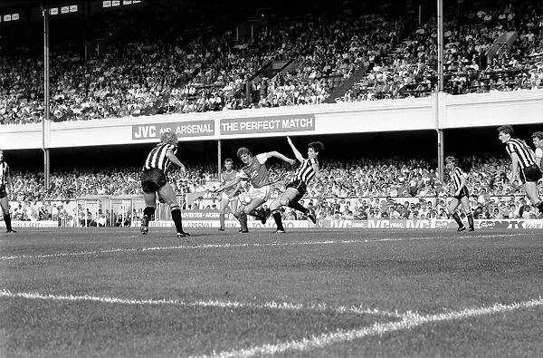 Division 1 football. Arsenal 0 v. Newcastle 0. September 1985 LF15-22-015