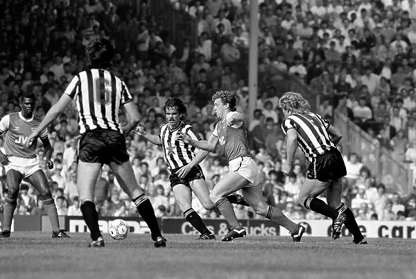 Division 1 football. Arsenal 0 v. Newcastle 0. September 1985 LF15-22-038