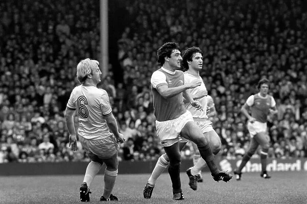 Division 1 football. Arsenal 1 v. Nottingham Forest 0. September 1980 LF04-37-079