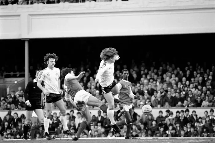 Framed Print : Division 1 football. Arsenal 1 v. Ipswich 0. March 1982 LF08-12-043 Framed Print : Division 1 football. Arsenal 1 v. Ipswich 0. March 1982 LF08-12-043