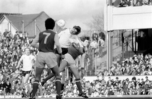Division 1 football. Arsenal 1 v. Ipswich 0. March 1982 LF08-12-002