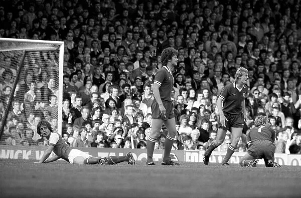 Division 1 football. Arsenal 1 v. Leicester 0. October 1980 LF04-38-019