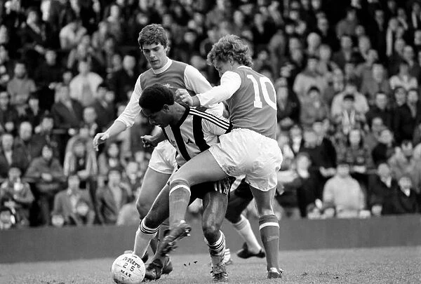 Division 1 football. Arsenal 1 v. Notts County. February 1982 LF08-28-017