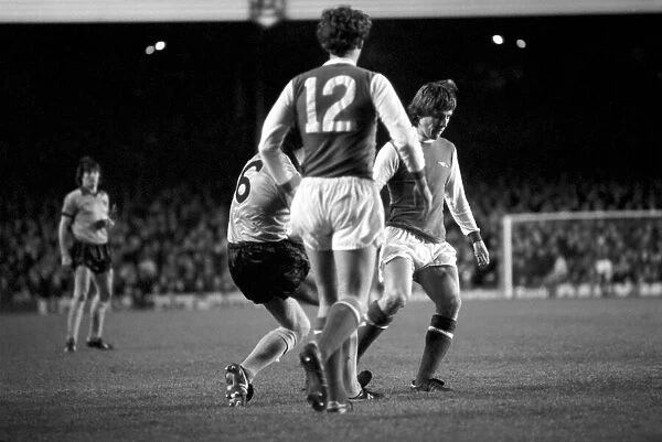 Division 1 football. Arsenal 1 v. Wolves 0. December 1980 LF05-31-017